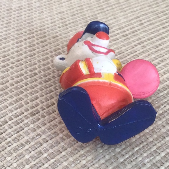 Vintage 1981 Mego Corp Clown Figurine, 2 1/4” - Picture 8 of 13